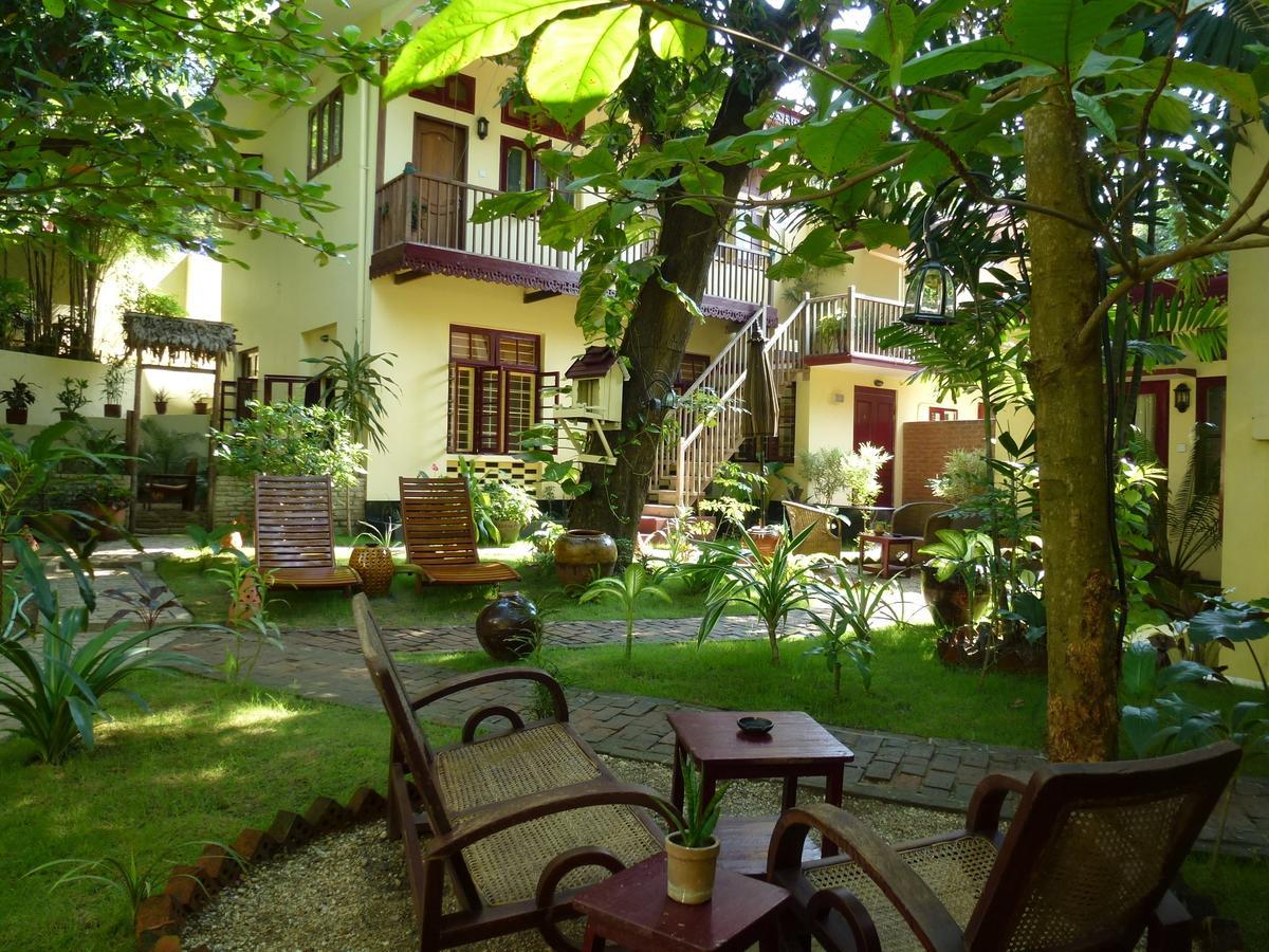 Alamanda Inn, Boutique Hotel And French Restaurant Rangun Kültér fotó
